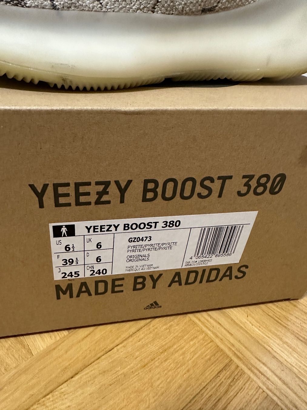 Adidas Scarpe da uomo: Adidas YEEZY Boost 380 "Pyrite" sneakers – Usato da Basel venduto da iulia_haul 6