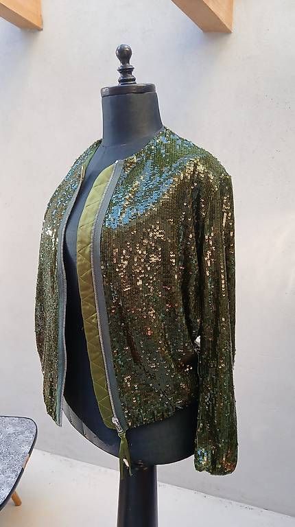 Zara Giacche: ZARA veste verte à sequins, 40 – Usato da Arnex-sur-Orbe venduto da cuc_gyx8