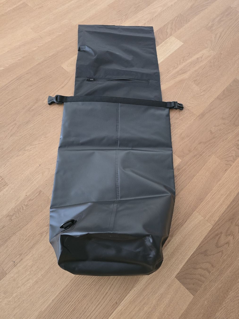 Taschen: Sac étanche noir Auto Marti neuf – Neu und originalverpackt aus BERN von froggyinternationale 4