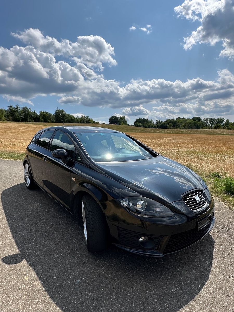 Seat Automobili: Seat Leon Cupra 2.0 R - 265 PS  – Usato da Flurlingen venduto da Seatleon1199