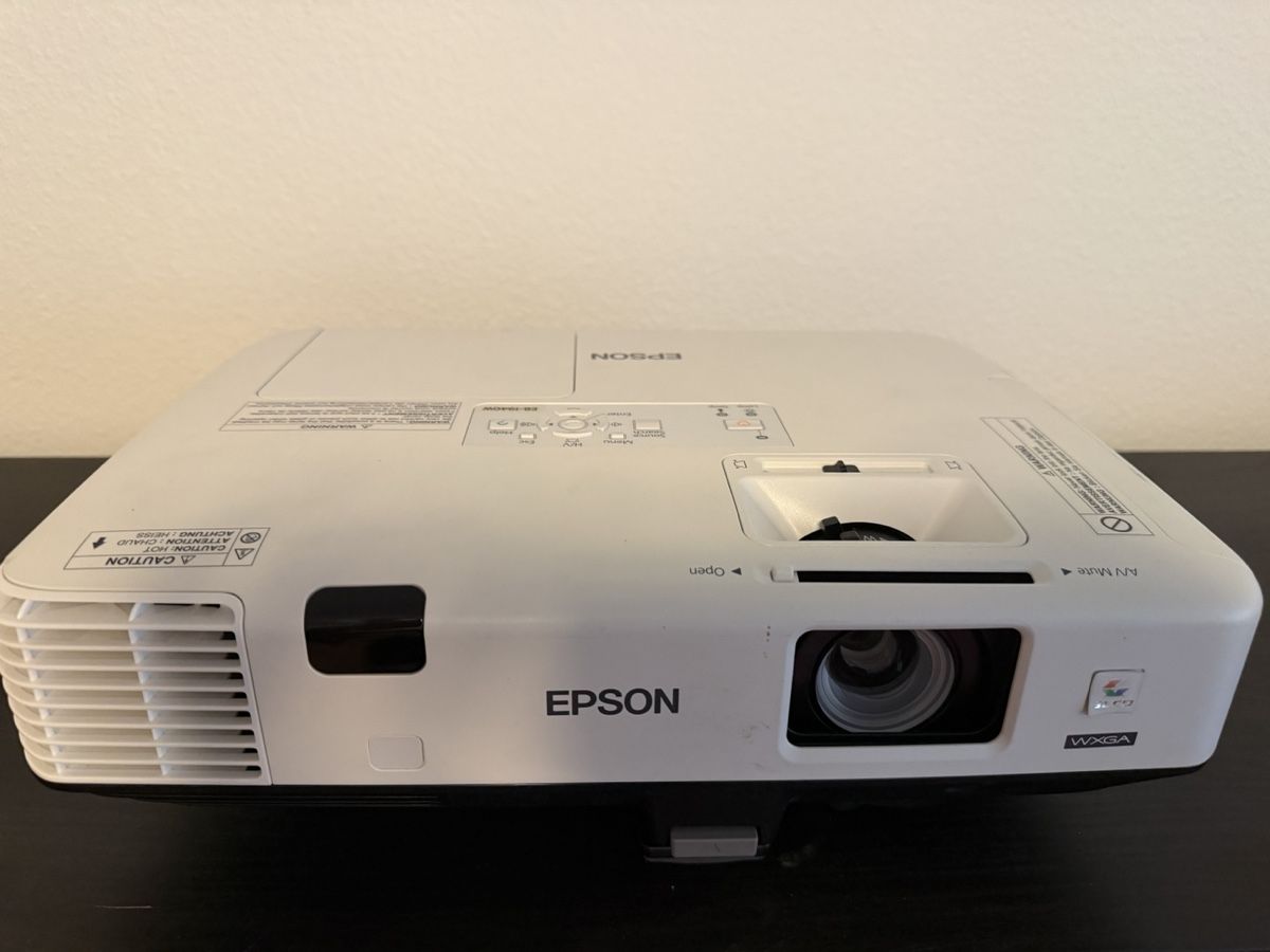 Epson Proiettori: Epson EB-1940W Business Beamer – Usato da Kriens venduto da Ajiani