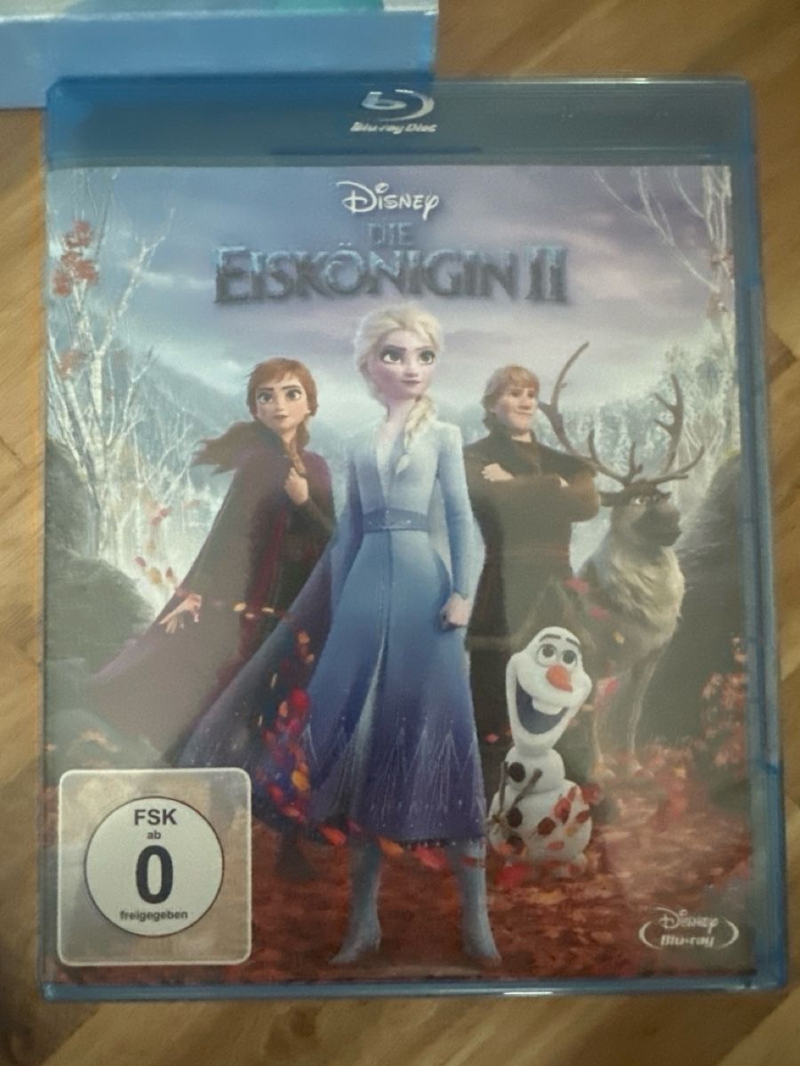 Tous les DVDs: Blu-ray Die Eiskönigin 1+2 neuwertig – D'occasion à Gränichen par krz_lth9 2