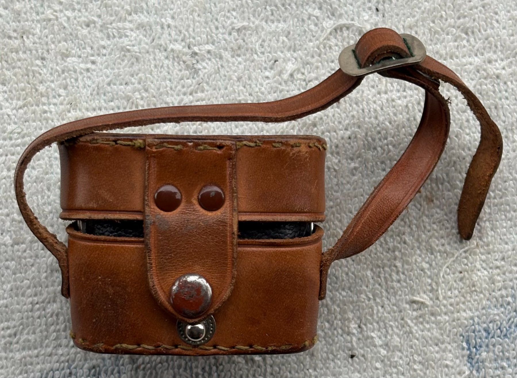 Fotocamera: VINTAGE MYCRO CAMERA MIT LEDERTASCHE – Difettoso da Ostermundigen venduto da Heavenmaus75 2