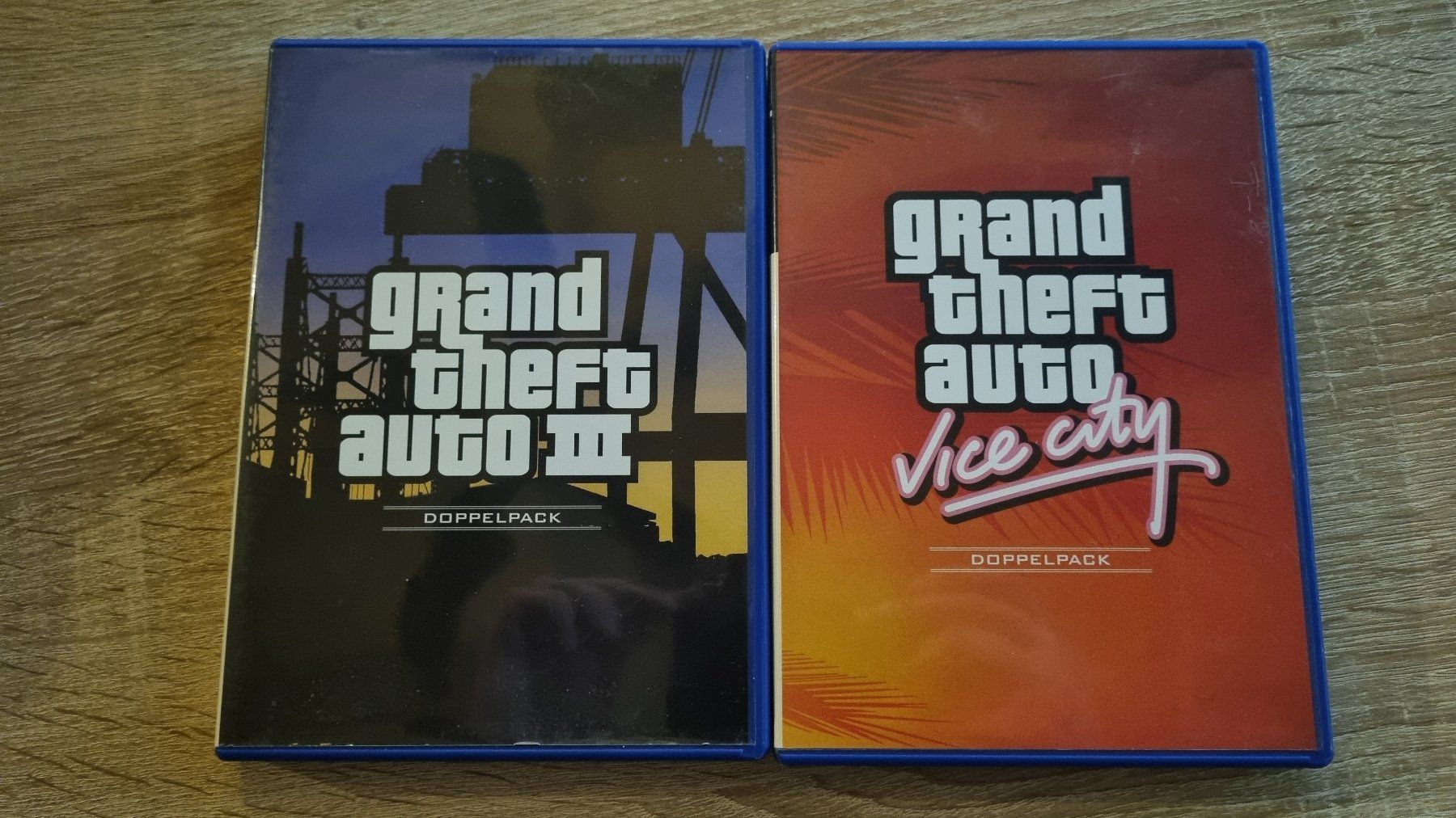 Giochi: Grand Theft Auto III & Vice City Doppelpack PS2 – Usato da Hagenbuch ZH venduto da lecterr55