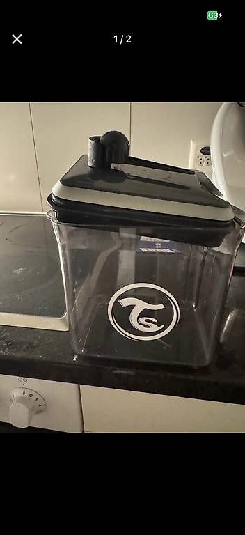 Contenitori & Simili: Twistshake milchpulver behälter – Usato da Zuchwil venduto da Sevval.D