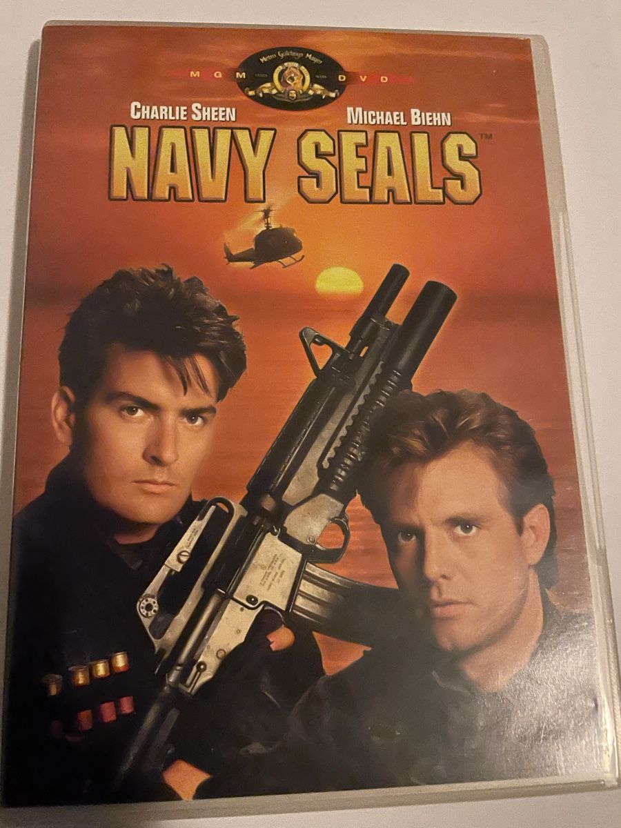 Tutti i DVDs: Navy Seals – Usato da Winterthur venduto da Cobraforce
