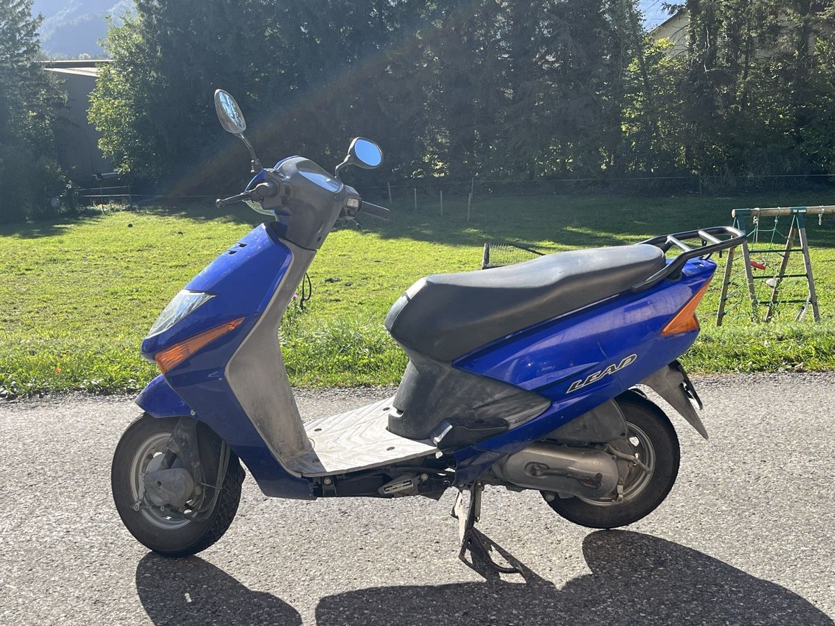 Honda Strada: Honda SCV100 Lead – Difettoso da Azmoos venduto da turbo1990 1