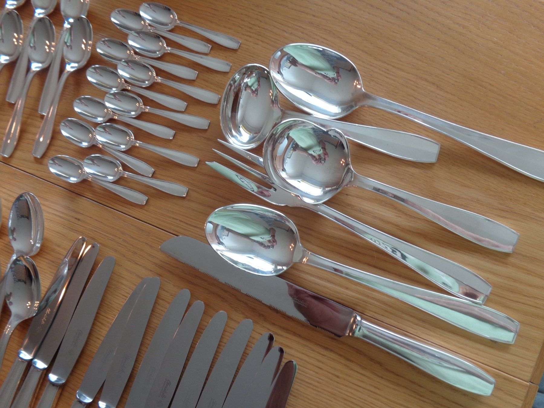Christofle Set di posate: 114 X COUVERTS DIVERS CHRISTOFLE ORIGINAL COMME NEUF – Nuovo (secondo la descrizione) da Morges venduto da argento.oro.65 5