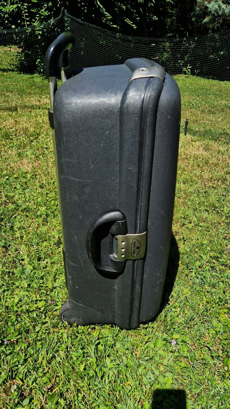 Samsonite Valigie: Original Samsonite Hartschalenkoffer Grösse M schwarz – Usato da Kilchberg ZH venduto da Brambles_01 3