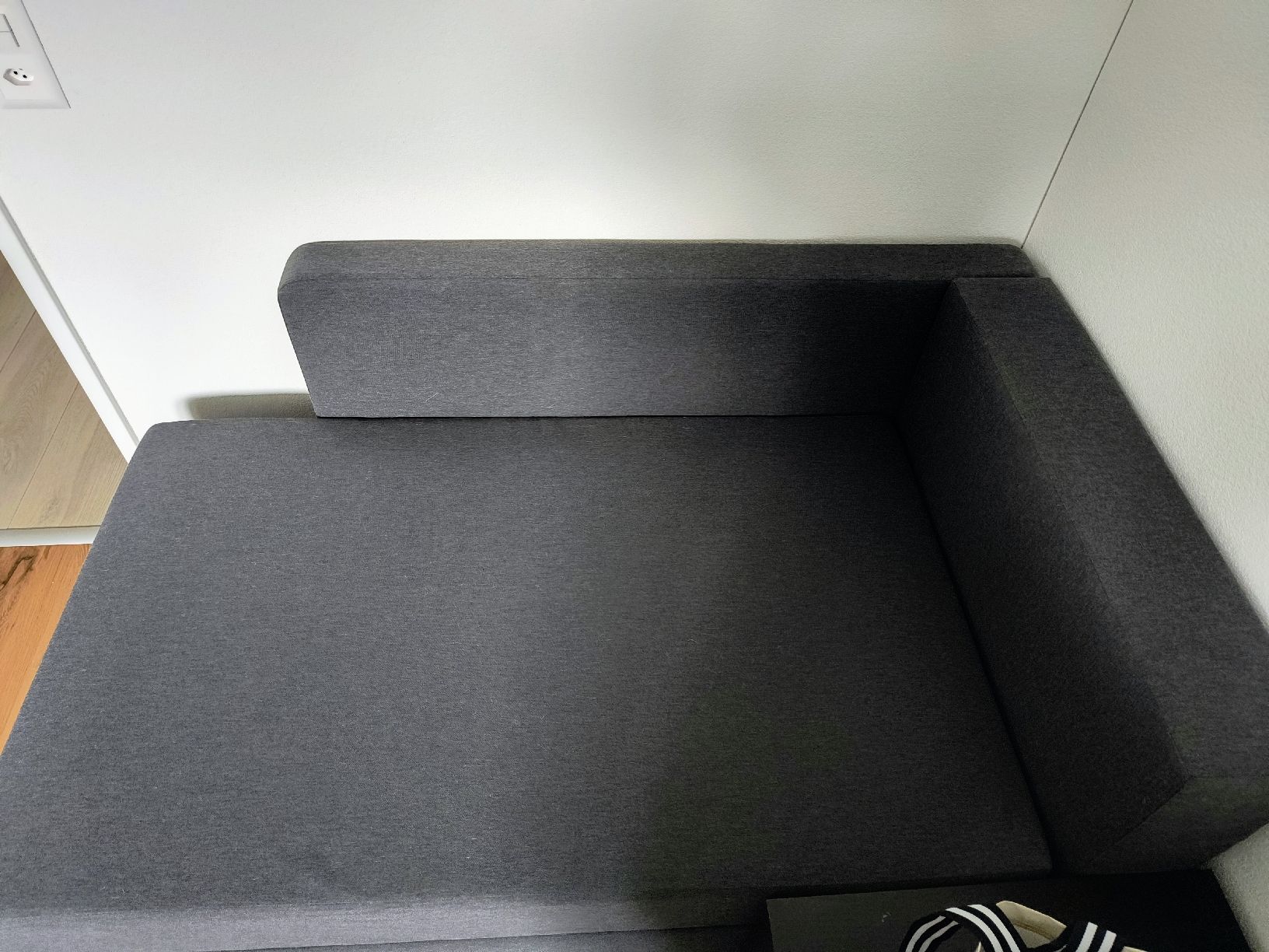 Ikea Divani: Schlafsofa grau, ungebraucht – Nuovo (secondo la descrizione) da Würenlingen venduto da Striga 2