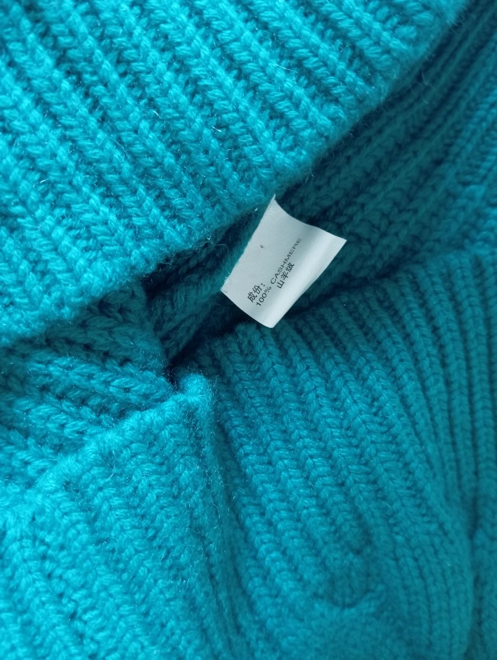 Pulls & Sweat-shirts: Türkiser Kaschmirpullover – Grösse S – D'occasion à Romanshorn par mololo 3