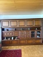 Hochwertige massive Holz-Wohnwand / Wohnzimmerschrank