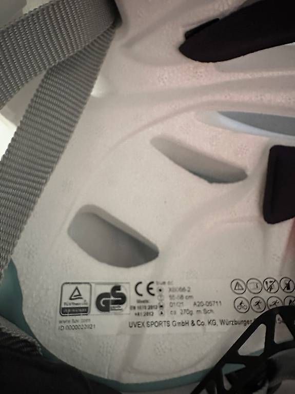 Caschi: Velohelm UVEX – Usato da Zürich venduto da Arielle36 3