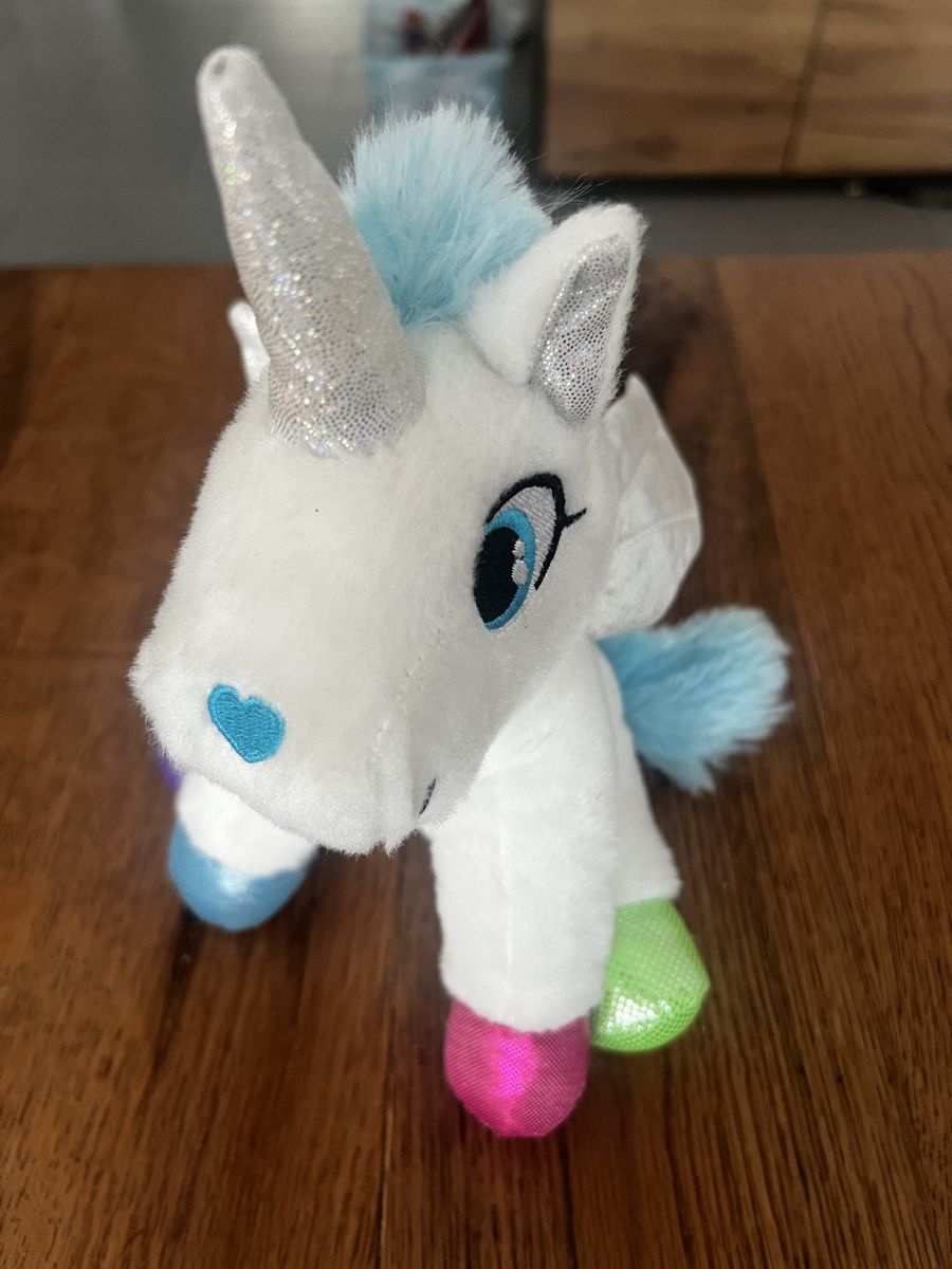 Spielzeuge: Süsses Einhorn Stofftier, neuwertig  – Gebraucht aus Belp von Januar_2014 1