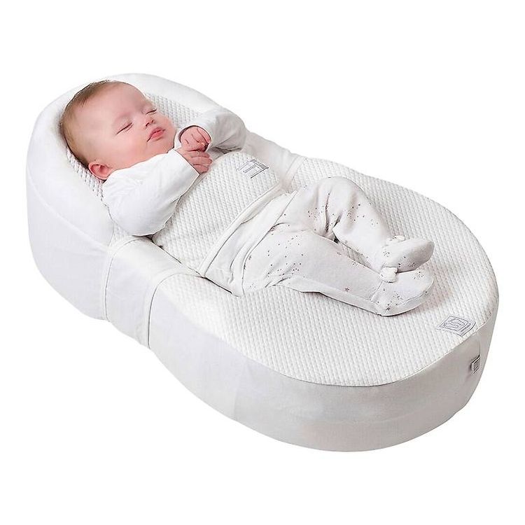 Béaba Red Castle, Cocoonababy, Cocon Ergonomique, Confort, Limite Les RGO, Facilite Le Transit intestinal, Développe la motricité et l'éveil, Fabriqué en France, Tissu Oeko-Tex, Moon & Stars