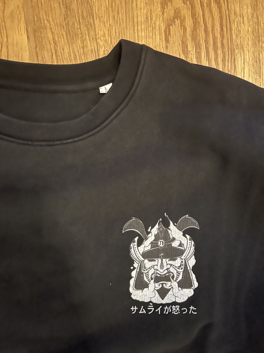 Maglioni & Felpe: Schwarzer Talister Samurai-Pullover - Grösse L – Usato da Zürich venduto da 54ug 1