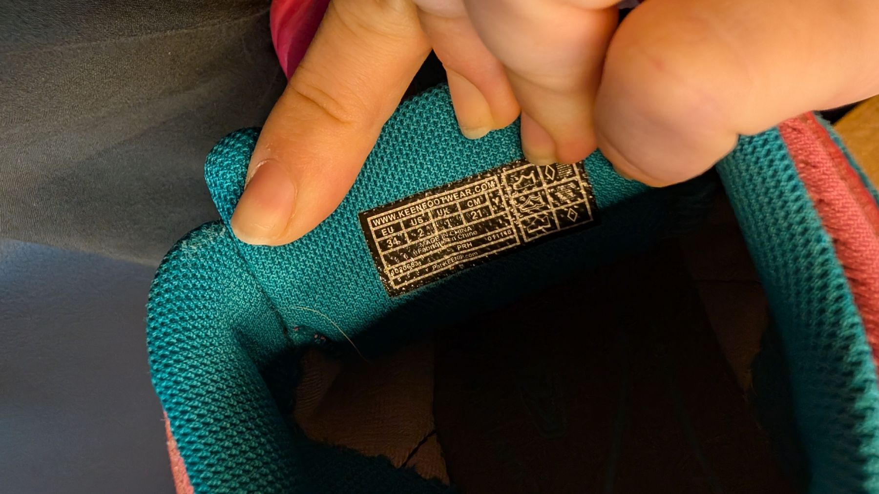 Keen Scarpe per ragazze: KEEN Halbschuhe pink/blau Grösse 34 – Usato da Hüttlingen venduto da Remalimo 3