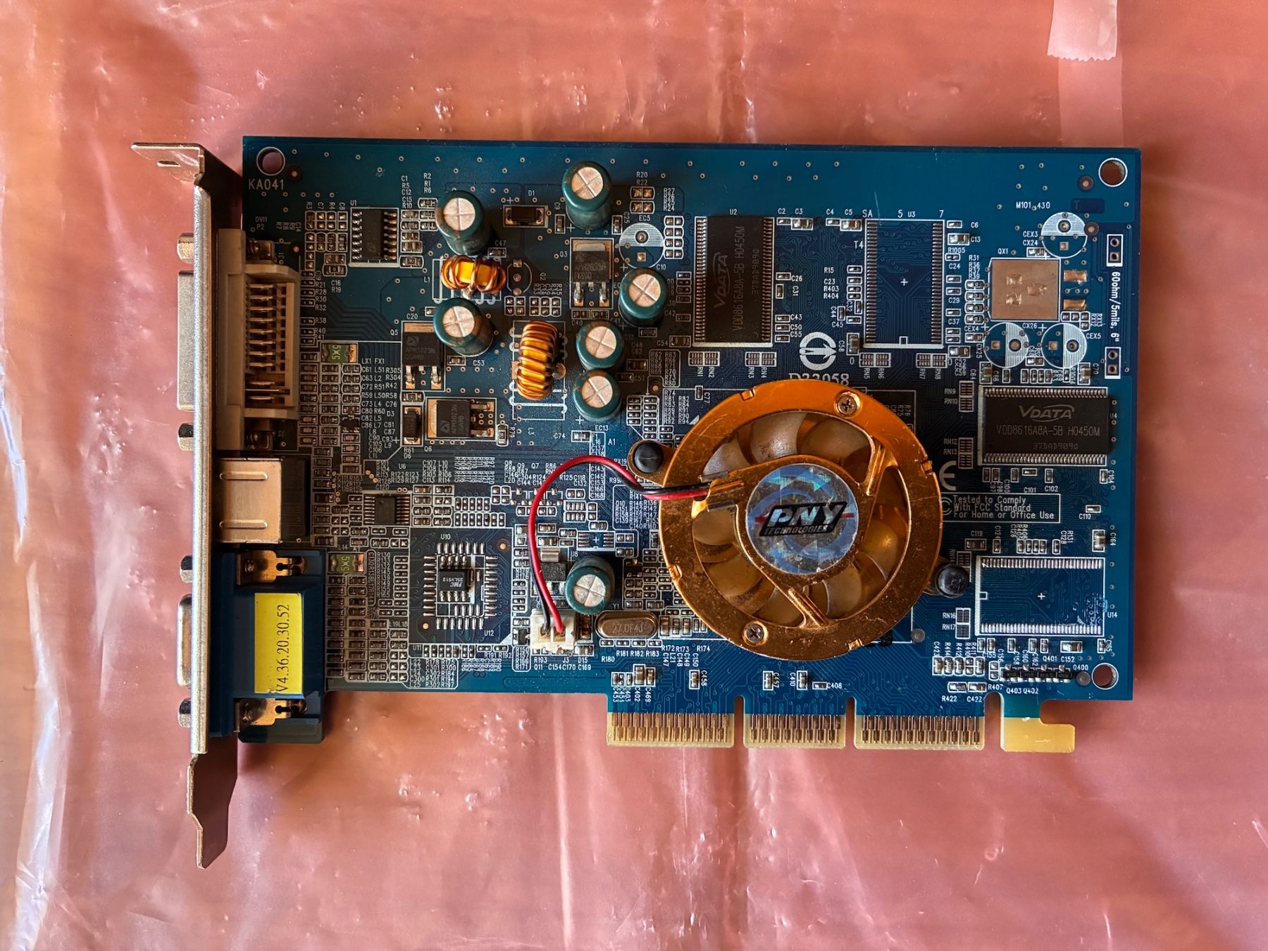 Schede grafiche: GeForce 5700LE AGP 128MB DDR – Usato da Vétroz venduto da Minutemanqvs