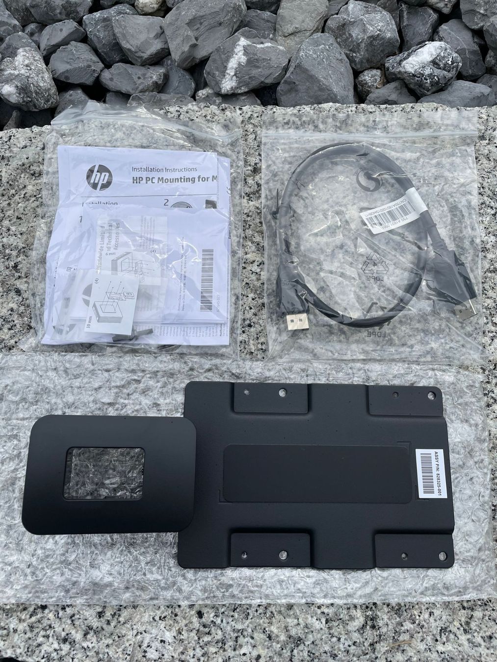 PC: 30 x PC- Mounting Station/Bracket HP mit HDMI Kabel – Nuovo e nell'imballaggio originale da Wängi venduto da LiqKojote 2