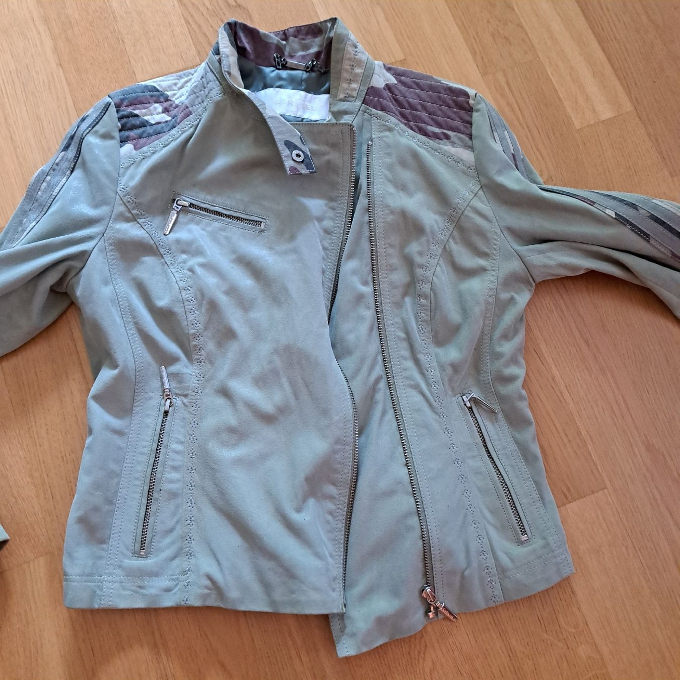 Airfield Giacche: Airfield Jacke Leder, Gr 38 – Usato da Adliswil venduto da Marlotti 1