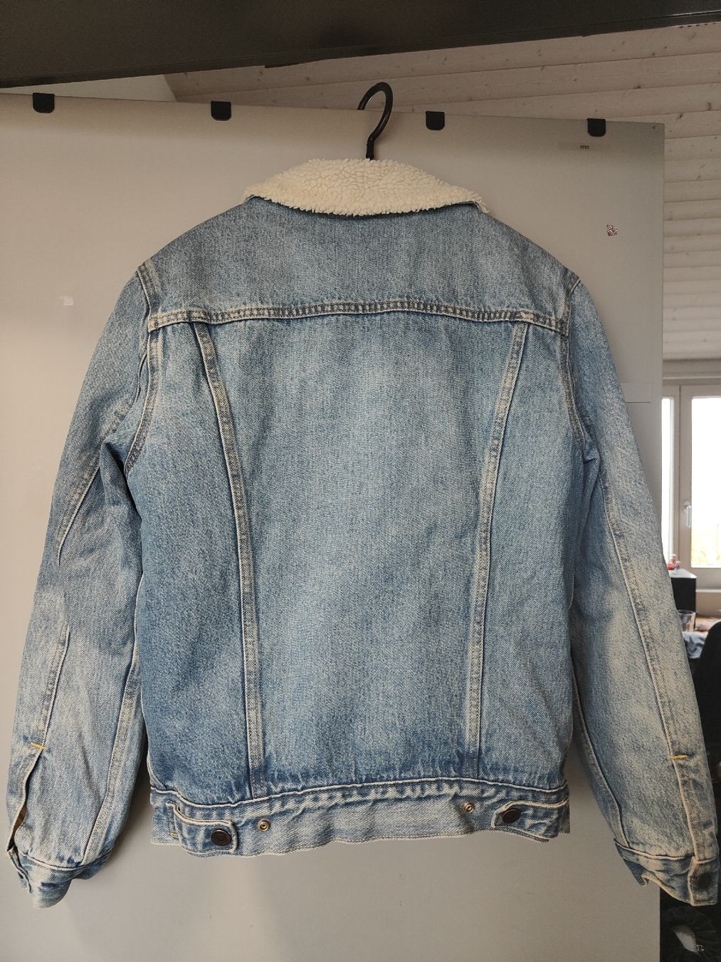 Levi's Giacche: Levi's Jeans Jacke mit Teddyfutter, Grösse S – Nuovo (secondo la descrizione) da Zürich venduto da naedaeo 3