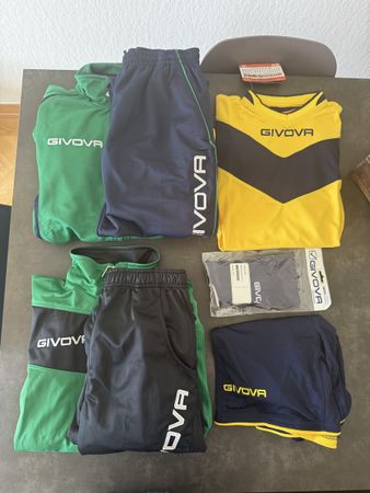 Équipement complet de football Givova