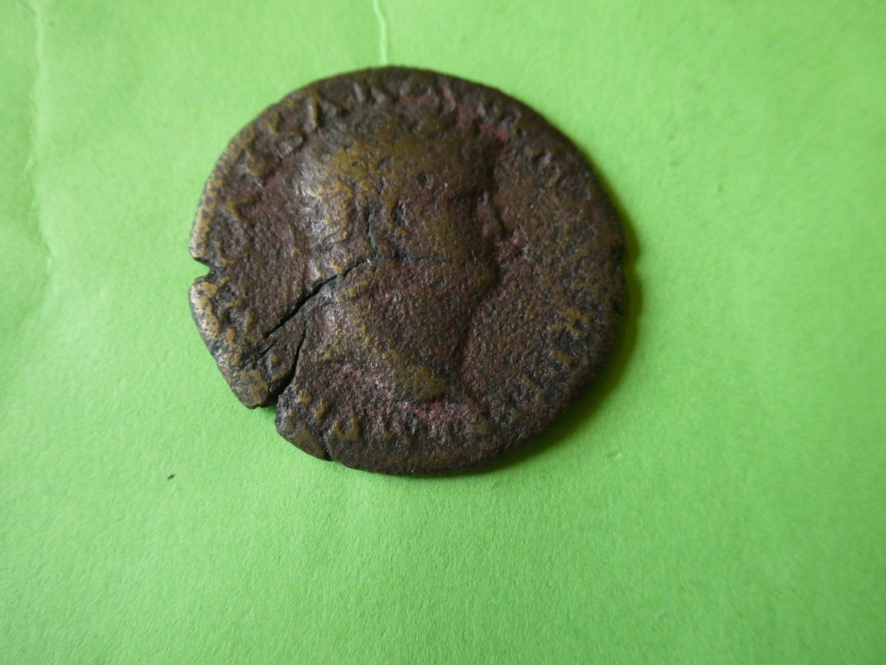 Tutti le monete: uralte grosse Bronzemünze 30 mm     9.16 g – Usato da Hinterforst venduto da Rohusri