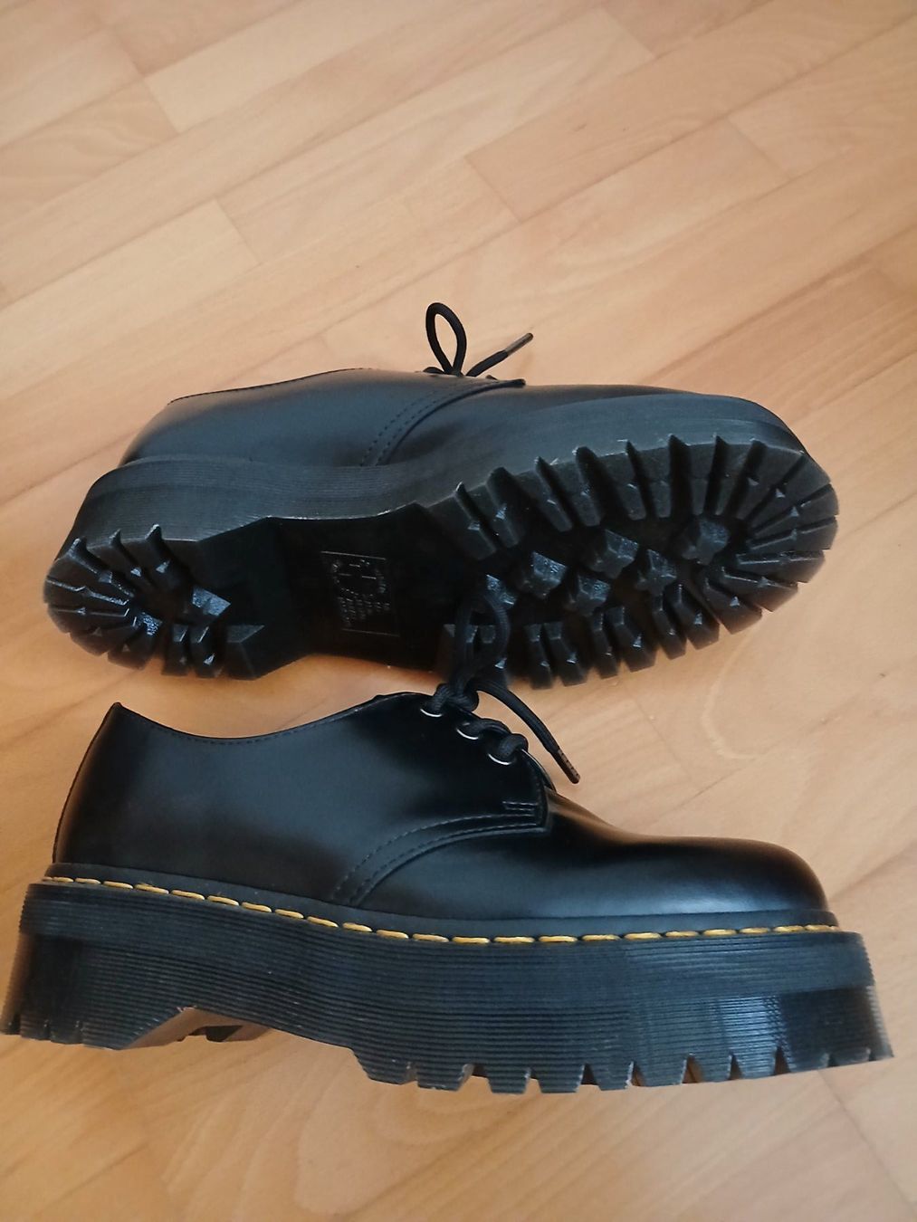 Dr. Martens Scarpe da uomo: Doc Martens Schuhe schwarz Gr. 41 – Usato da Montlingen venduto da Mabesi 1