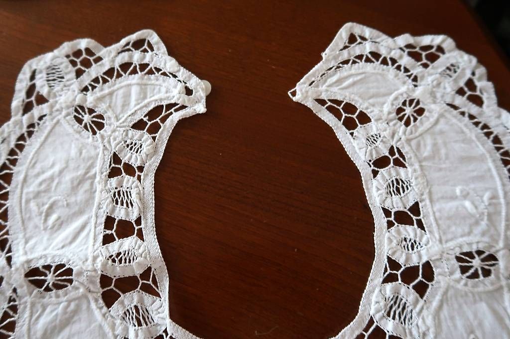 Tessuti: St.Galler Spitzen von Bischof Textil – Usato da St. Gallen venduto da pjf_z7vk 3