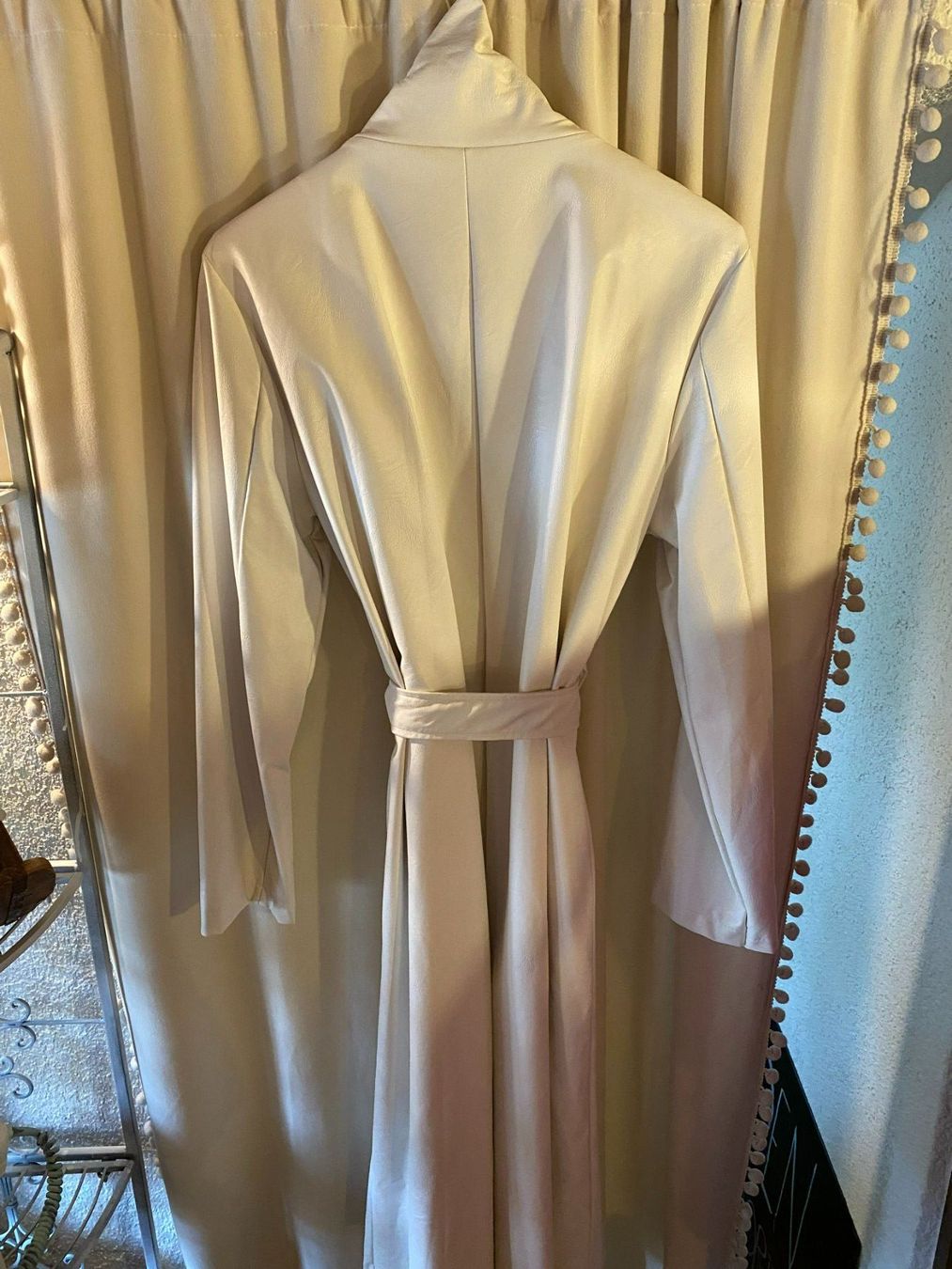Cappotti: DAMEN LEDERMANTEL-WEISS – Nuovo (secondo la descrizione) da Meienried venduto da ManuelaBoutique 8