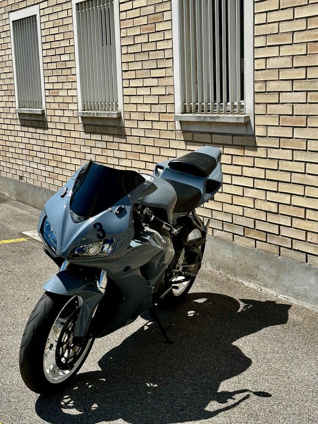 Honda Strasse: Honda CBR 1000 RR – Gebraucht aus Nürensdorf von Kev_Meier95