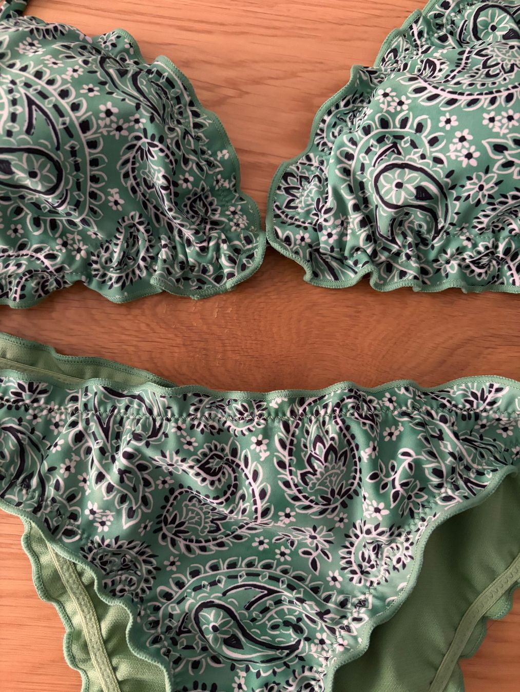 Costumi da bagno & Bikini: Bikini Shiwi Gr.36 – Usato da Domat/Ems venduto da sar_q5bm 1