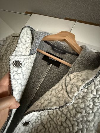 Kuschelige Winter Jacke von Opus, Grösse 36 wie neu!