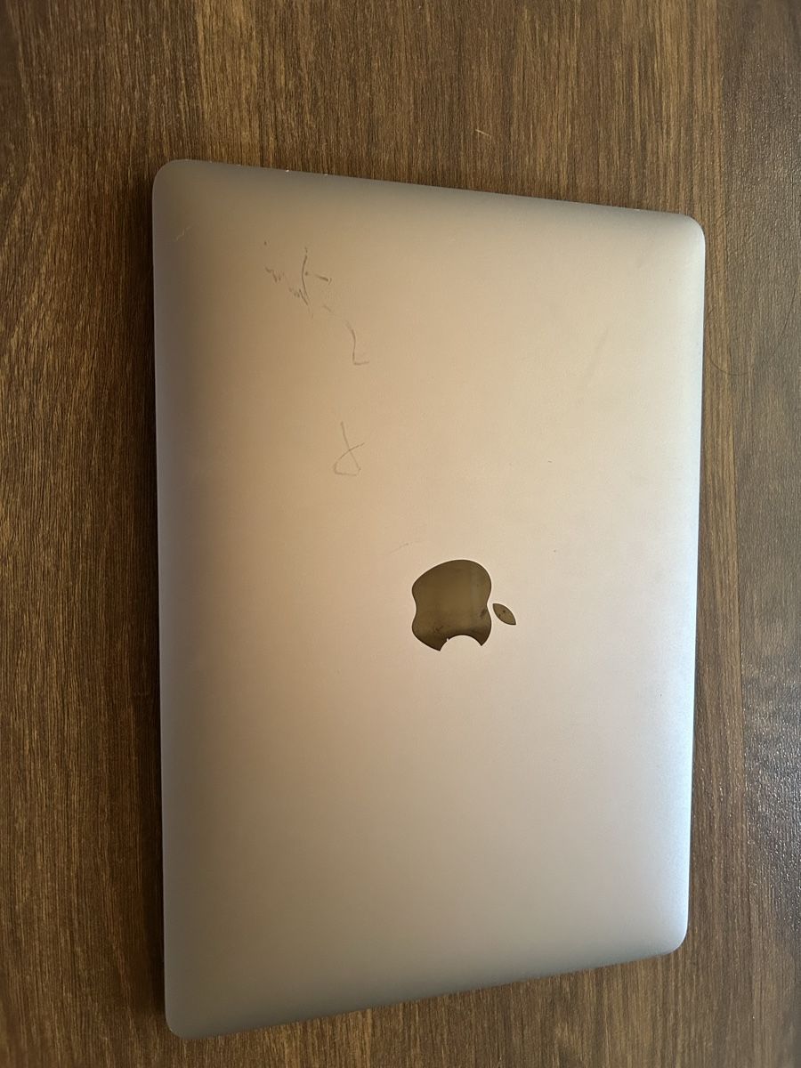 Apple Notebooks: Macbook Modell A1534 – Defekt aus Mollis von Stern8577