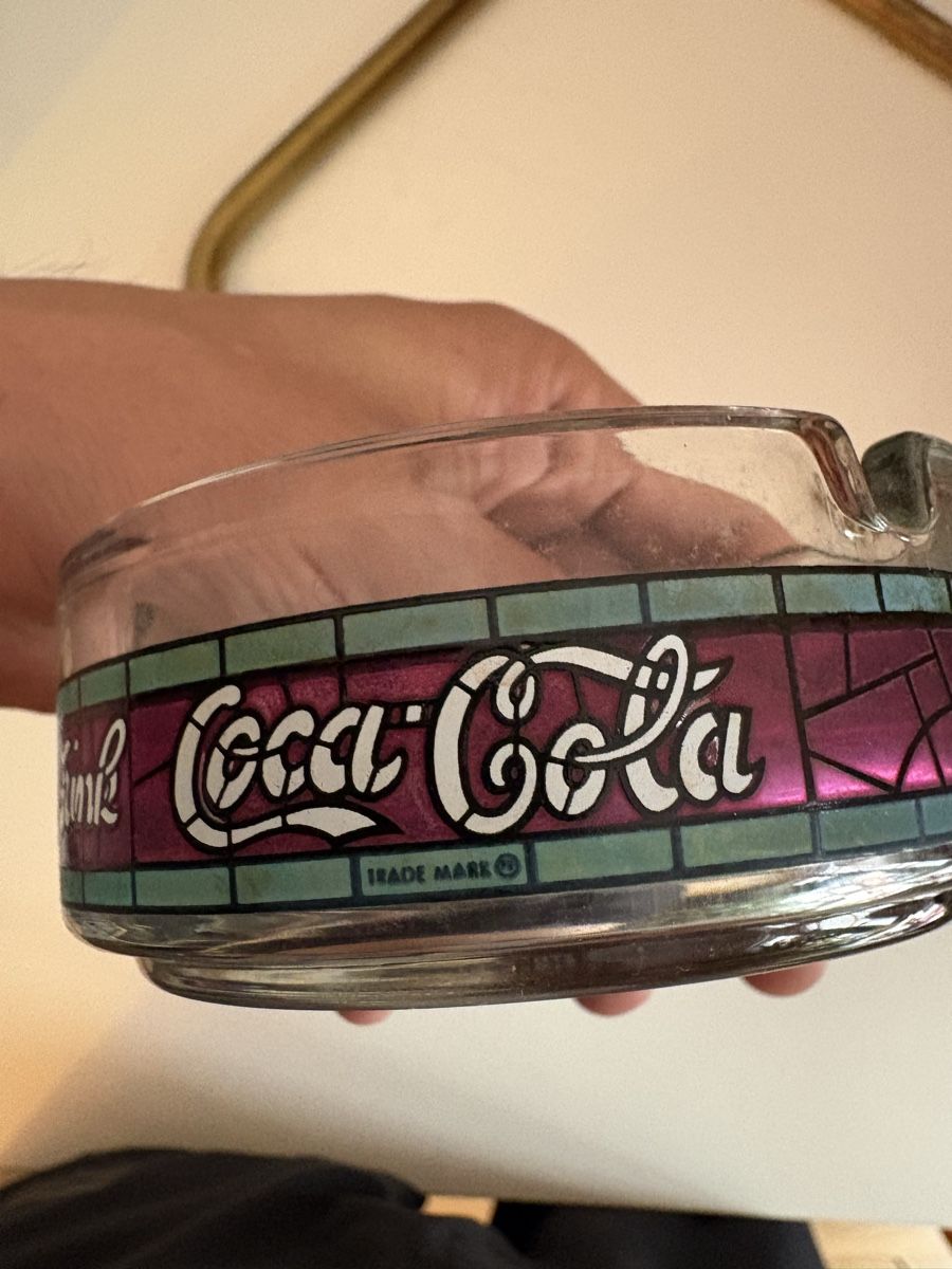 Coca-Cola Portacenere: Cendrier verre Coca-Cola Vintage  – Usato da Neuchâtel venduto da sharposneaks