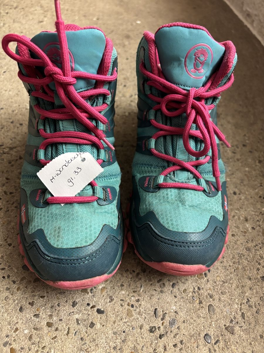Scarpe per ragazze: Trollkids Wanderschuhe, Grösse 33 – Usato da Büren an der Aare venduto da Nikito2001 3