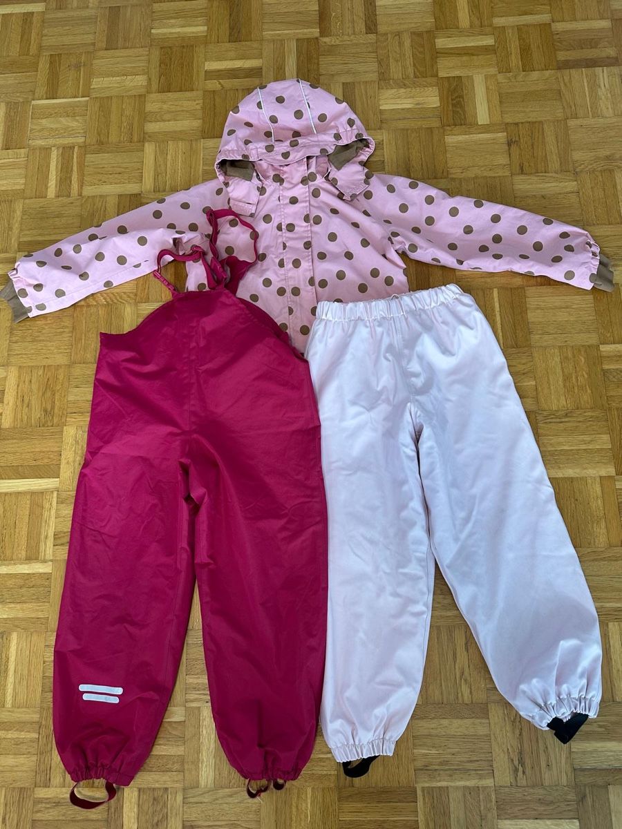 Größe 122 Matschsachen 122 Süsser Regenanzug, Regenjacke Matschhose,  122/128 (Gebraucht