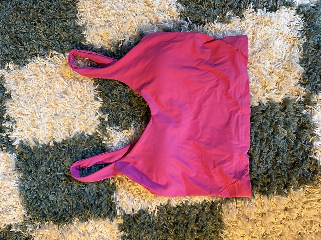 Tops: Lulu Lemon Align Top – Neu und originalverpackt aus Zürich von nin_9pqk