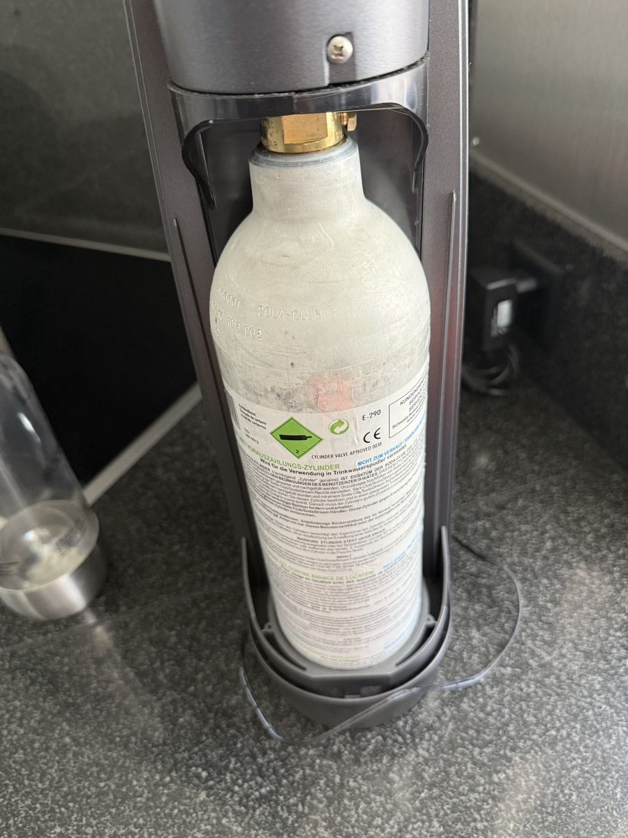 Sodastream Küchengeräte: Soda Stream kaum gebraucht  – Gebraucht aus Widnau von RetoW01 5