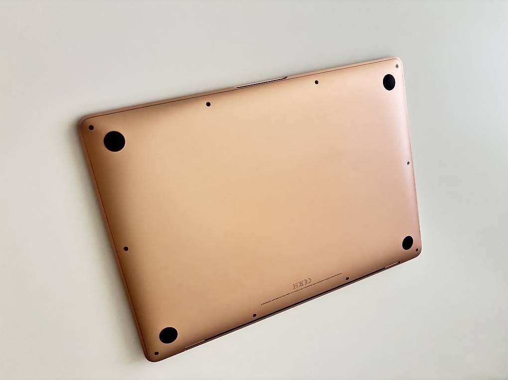 Portables: MacBook Air 13'' 2020 – D'occasion à Granges-Paccot par sil_g8qv 3