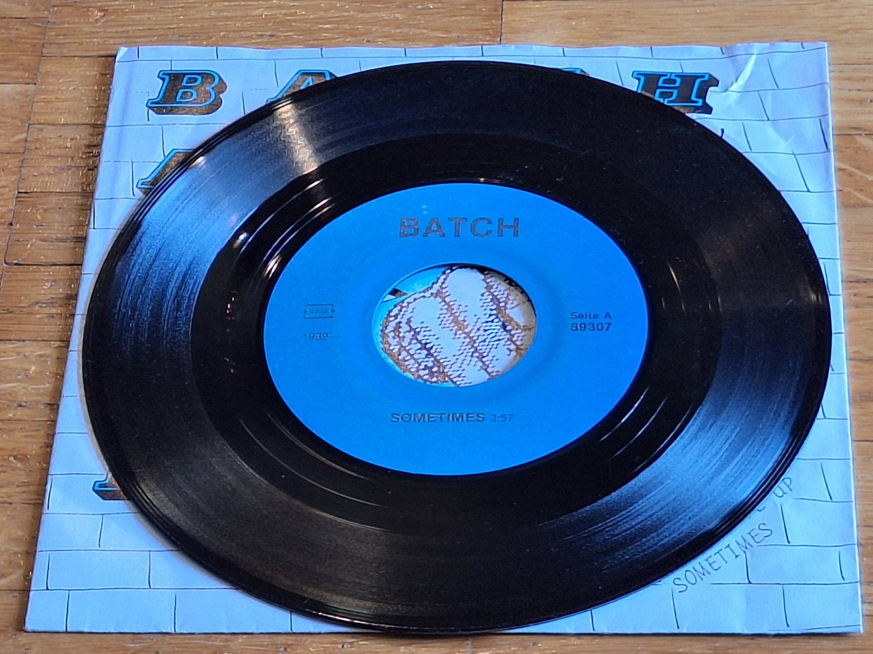 Dischi in vinile: Batch, Never Give Up / Sometimes - 7" Single CH 1989 – Nuovo (secondo la descrizione) da Oberentfelden venduto da Musicud 2