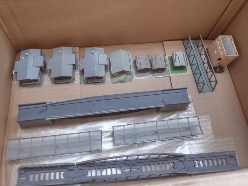 Convolut - Häuser / Brücken - 3 - M1:160 - (div. Hersteller) | Kaufen ...