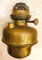 Ancienne lampe à pétrole belge en laiton L&B