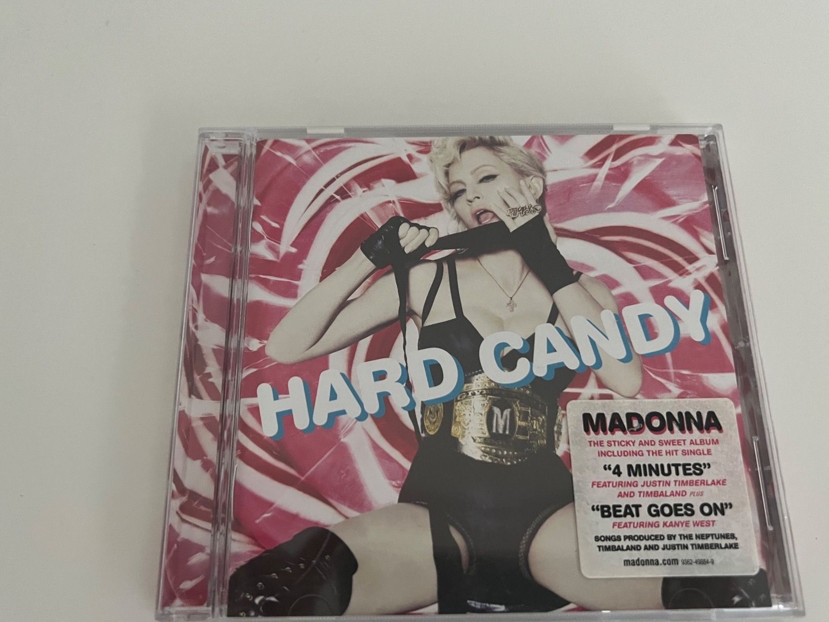 CDs: Madonna, Hard Candy – D'occasion à Lausanne par Sittingredbull