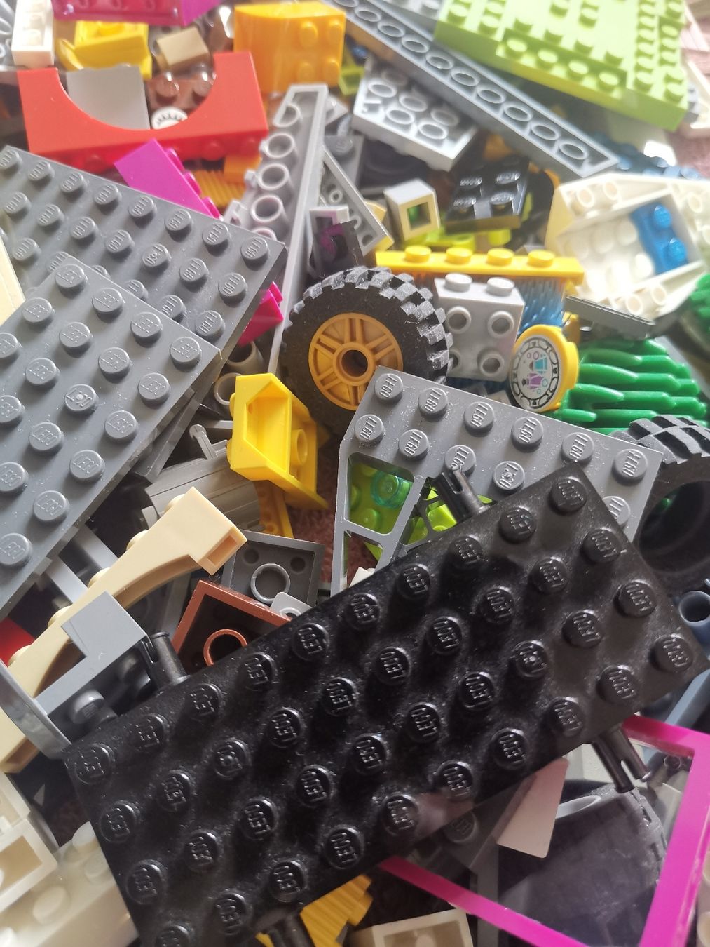 Lego Giocattoli: Lego ca 2 Kilo, bunte Mischung – Usato da Effretikon venduto da Superkarin7 1