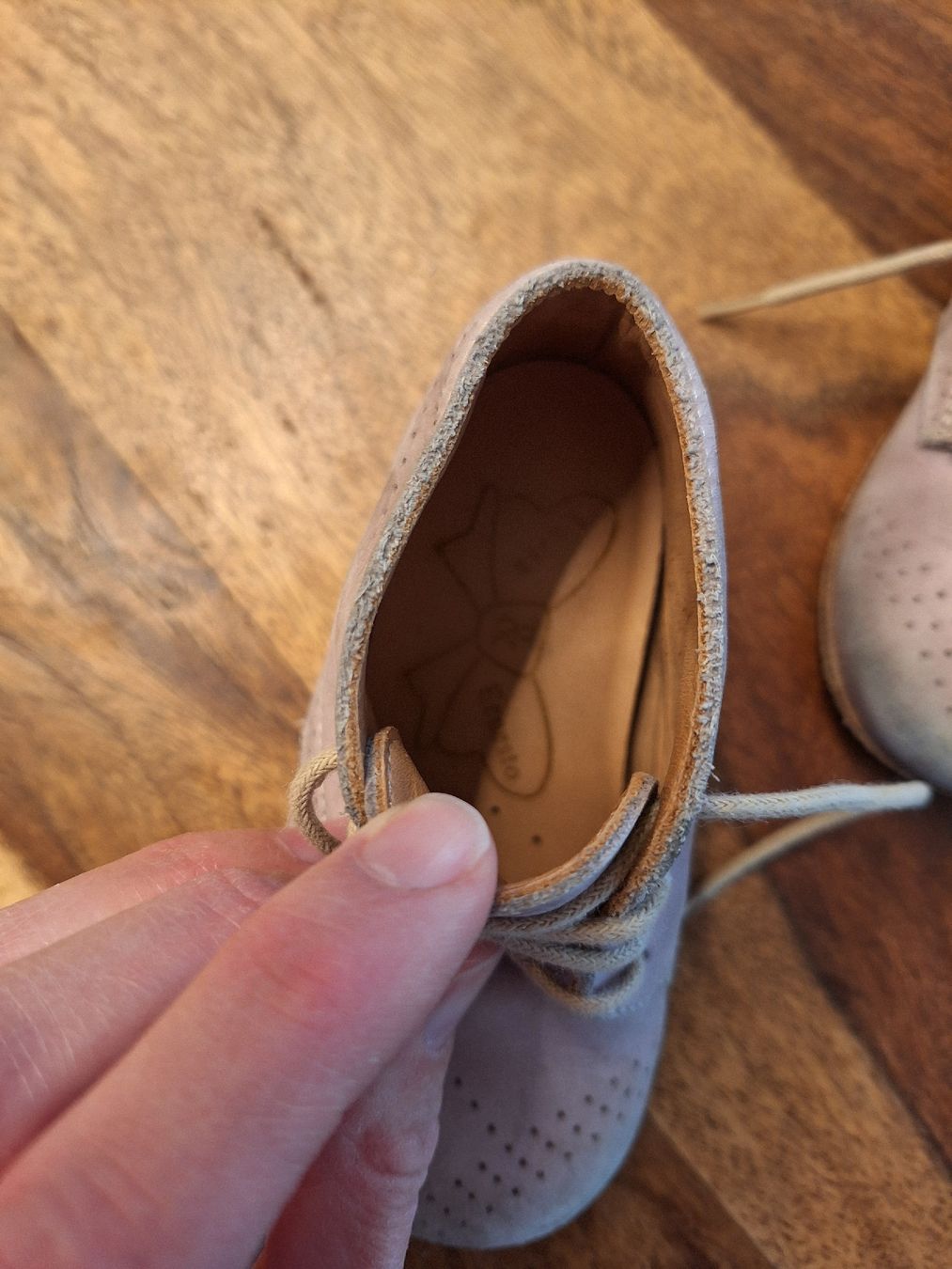 Schuhe für Mädchen: Lederschuhe in Gr. 20 – Gebraucht aus Oberrieden von man_tky9 4