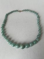 Jade Necklace - Antike Jadeit Jade Perlen & Gold Verschluss