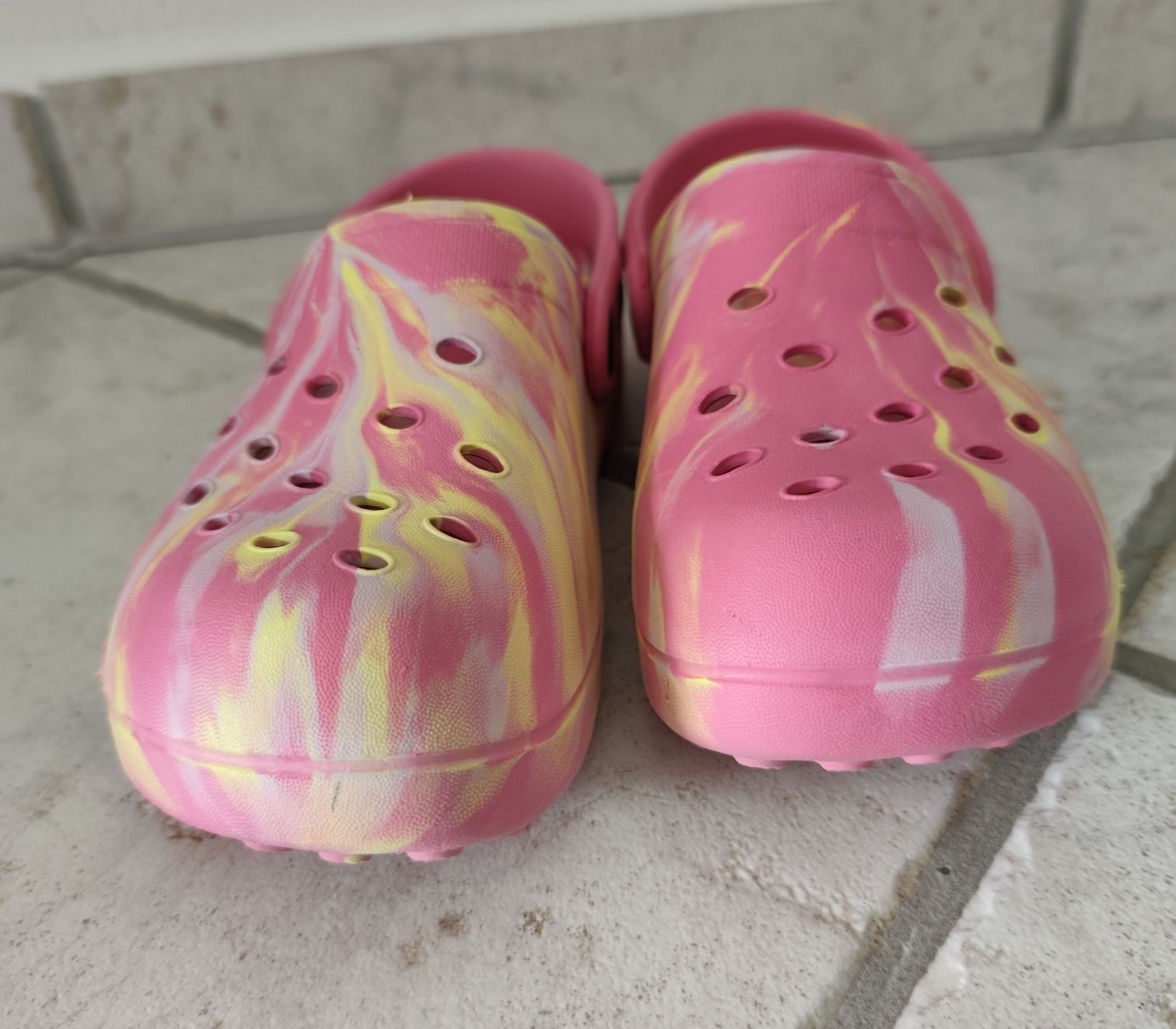 Schuhe für Mädchen:  Mädchen Clogs Grösse 30 – Gebraucht aus Chur von Rodanisa 2