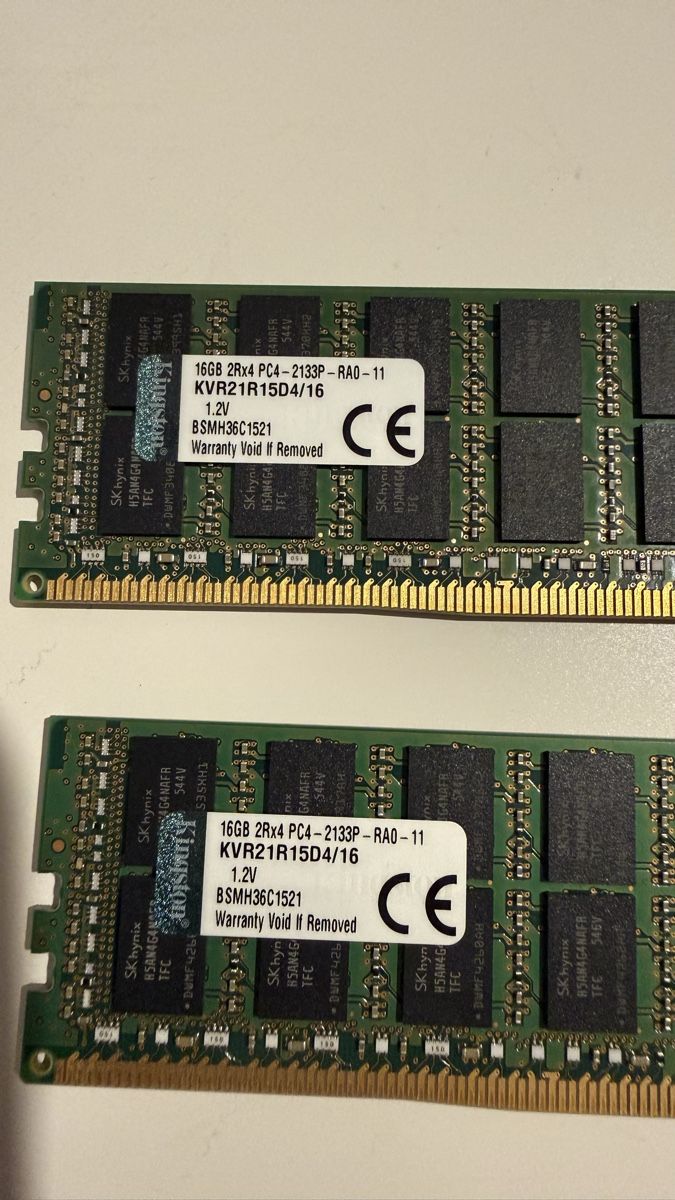 Kingston Memoria / RAM: 2x 16GB DDR4 ECC REG RAM – Usato da Däniken SO venduto da sunnyresales 1