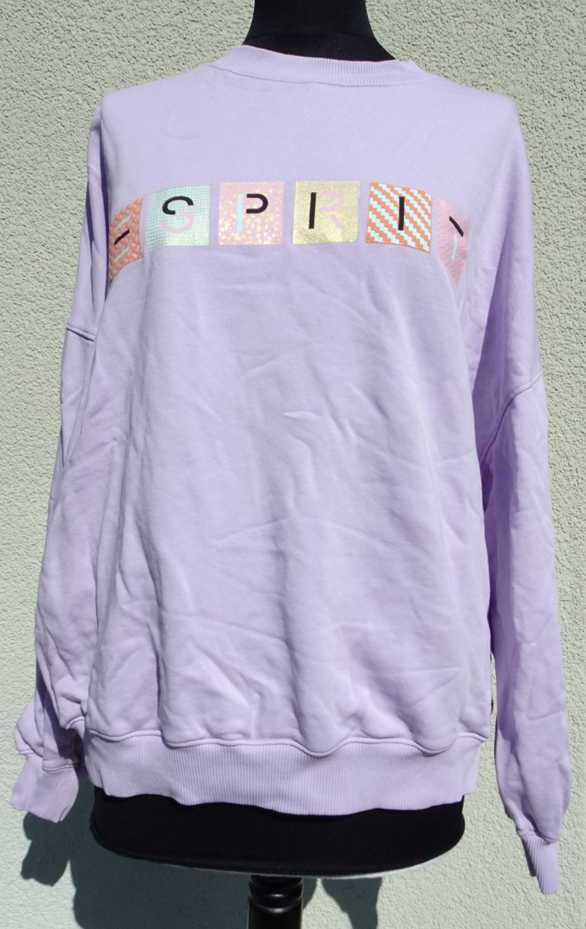 Esprit Pulls & Sweat-shirts: Esprit Sweatershirt Sweater Gr S M lila oversize Pullover – D'occasion à Winterthur par blumeblau77